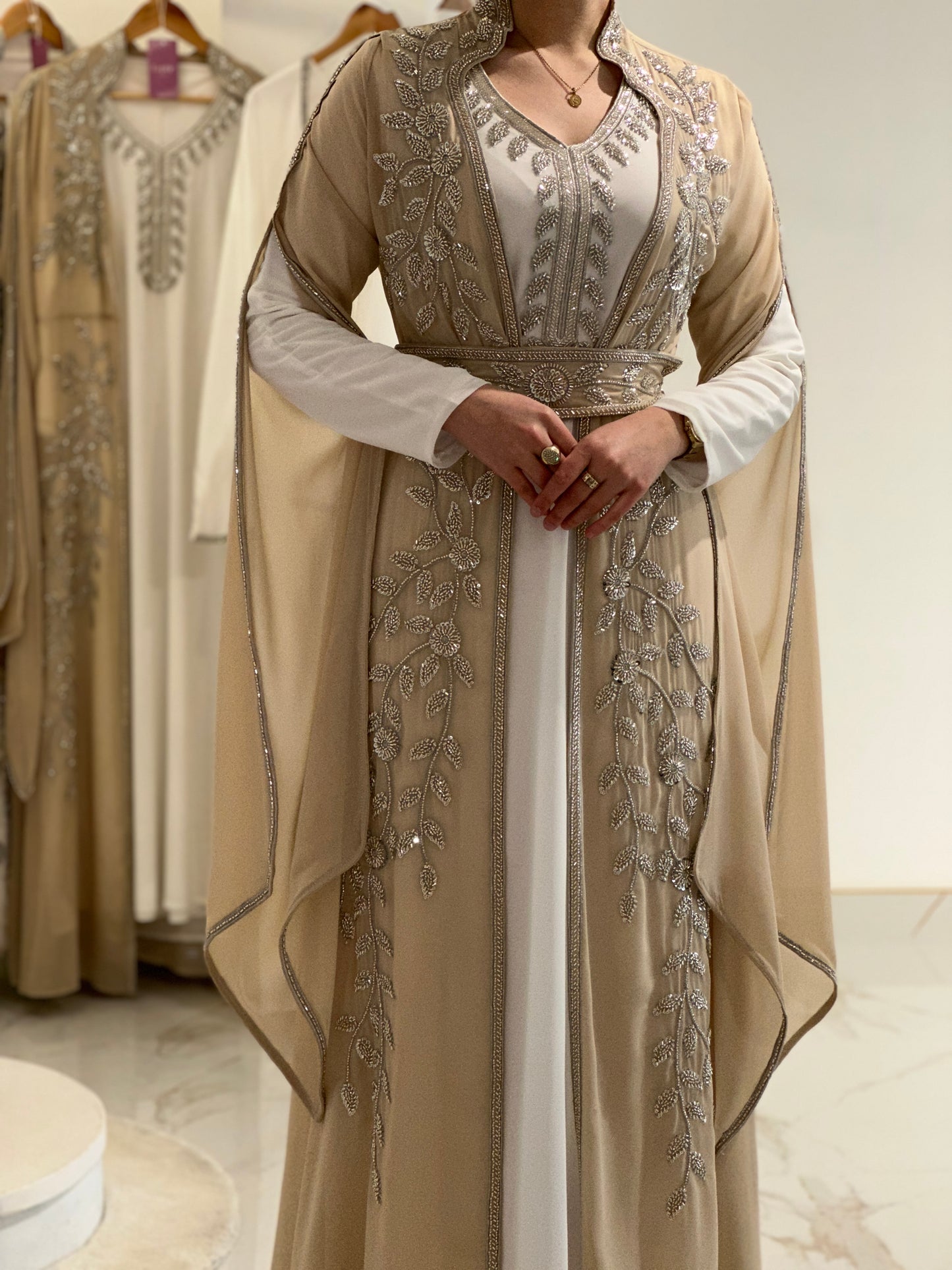 Kaftan beige