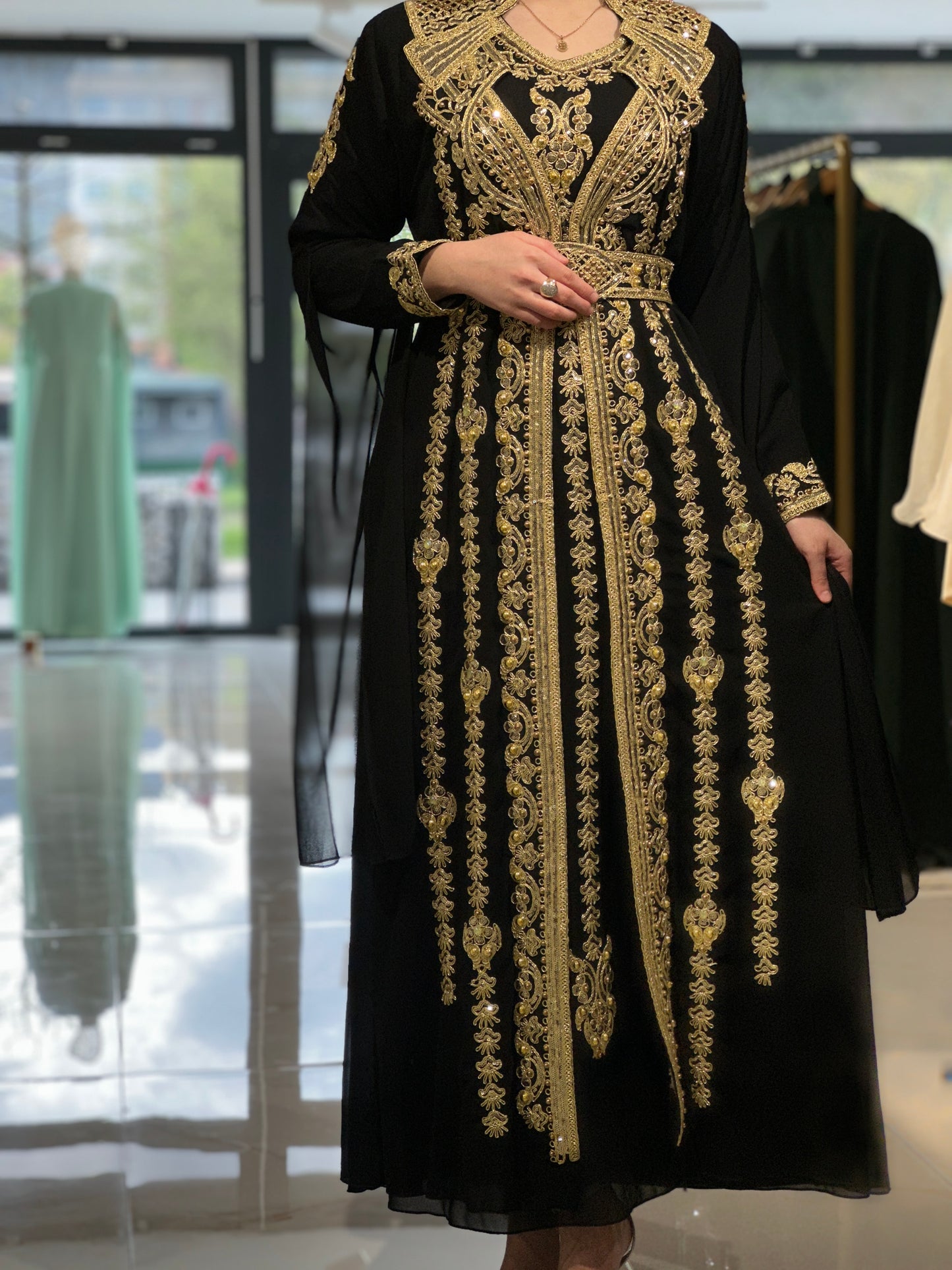 Kaftan black